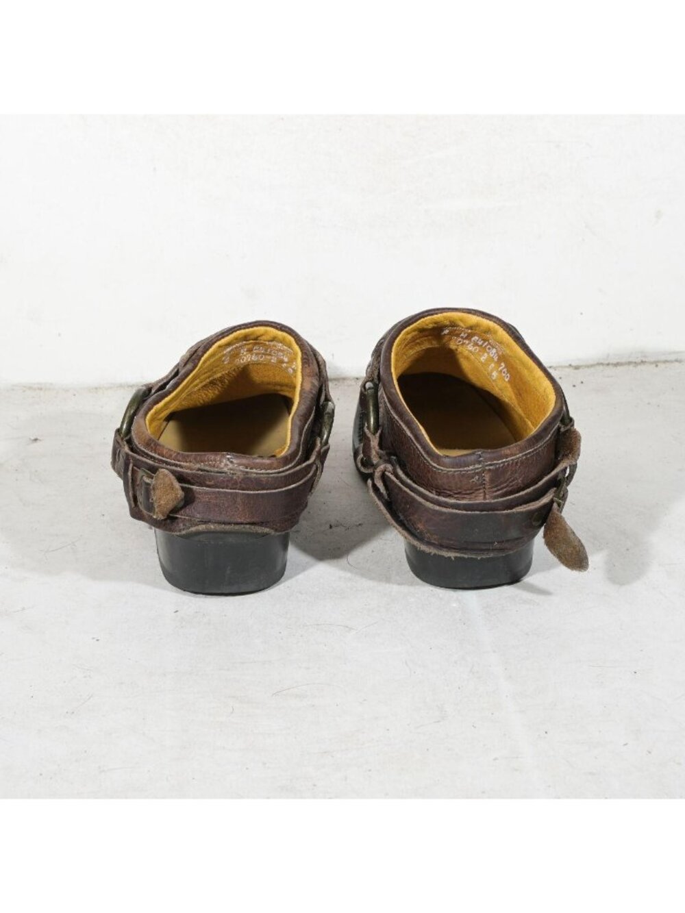 Vintage Frye Belted Harness Mule 70760-2 Brown Square Toe Pebbled Leather Slip O - Picture 4 of 7